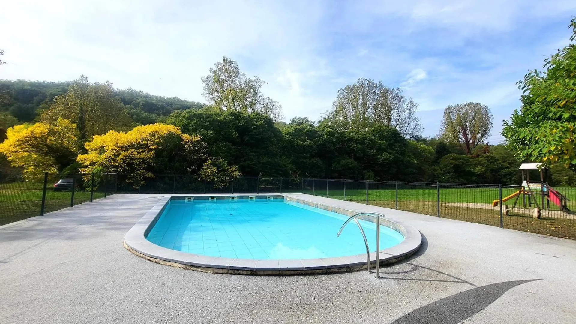 Шале Mobilhome 5 Personnes En Ardeche Ларжантьер Франция