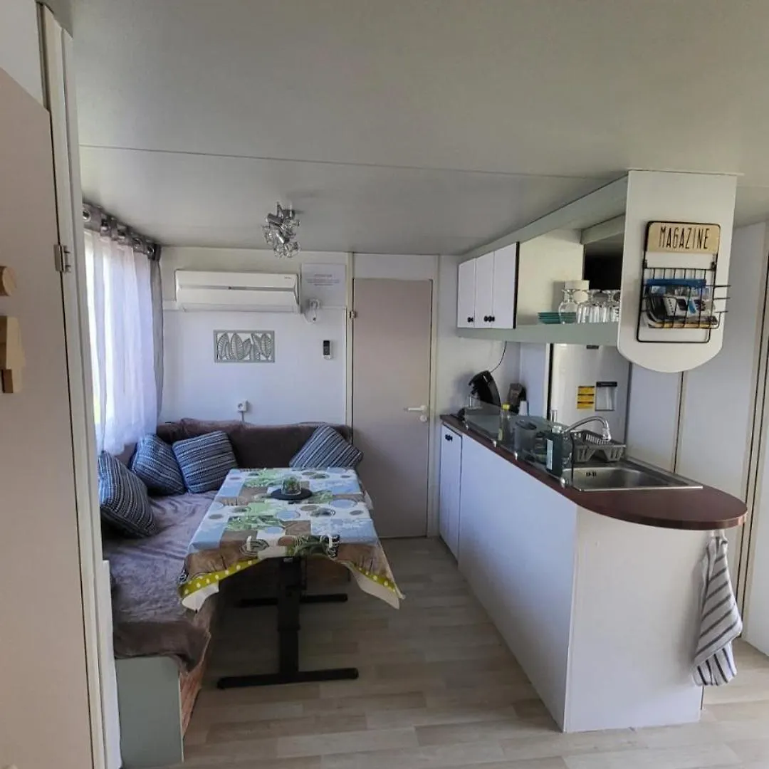 Шале Mobilhome 5 Personnes En Ardeche Ларжантьер